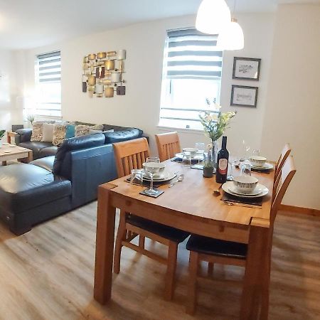 Inverness City Centre Apartment With Elevator And Google Chromecast מראה חיצוני תמונה