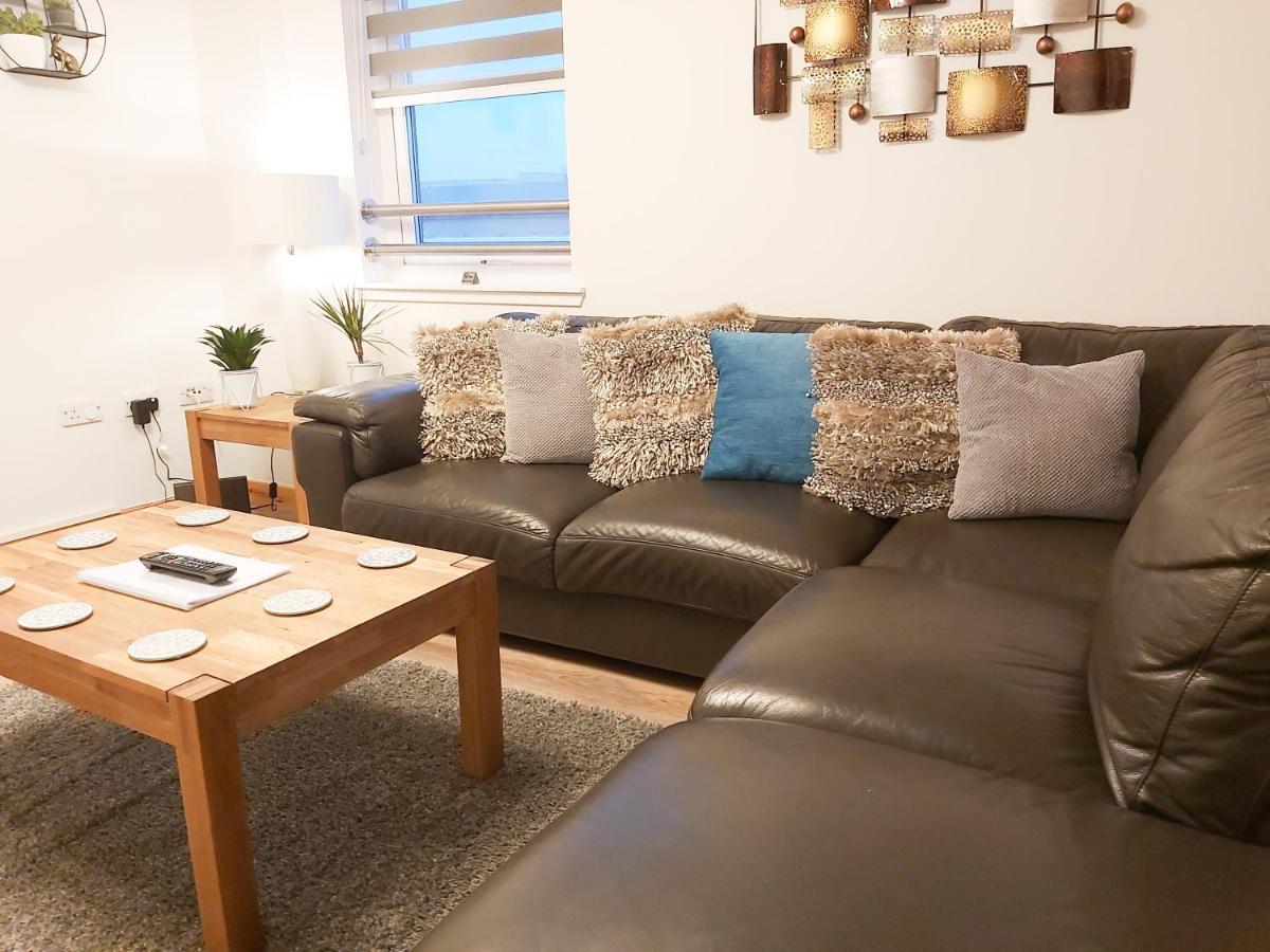 Inverness City Centre Apartment With Elevator And Google Chromecast מראה חיצוני תמונה